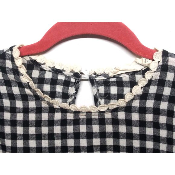 Everleigh Anthropologi Top XS Black Ivory Gingham Plaid Crochet Trim flutter slv - Picture 7 of 14
